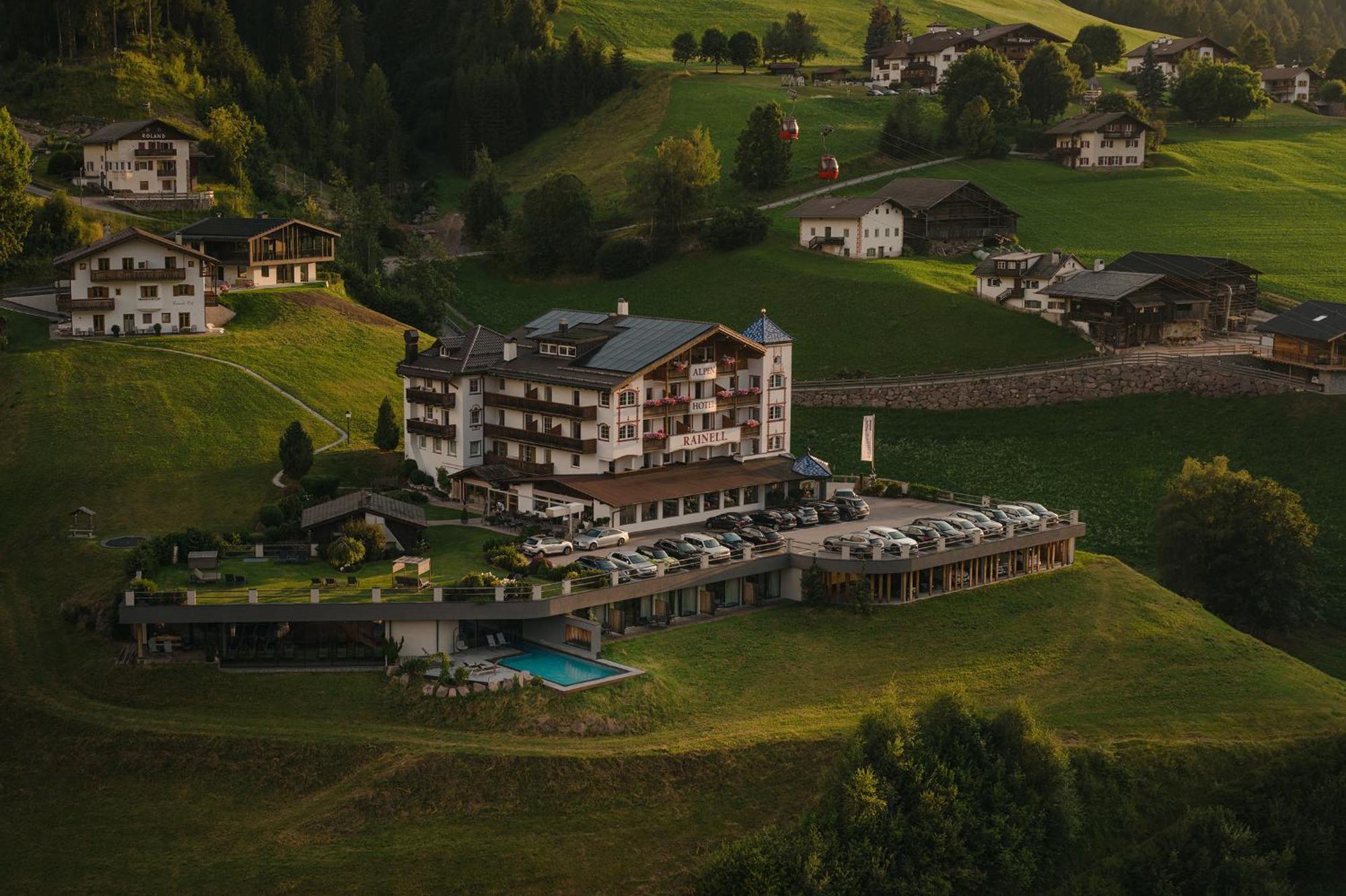 Hotel Rainell Dolomites Retreat Ortisei Exterior foto